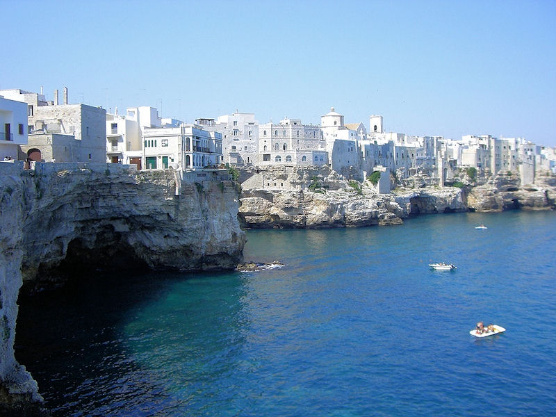 POLIGNANO A MARE